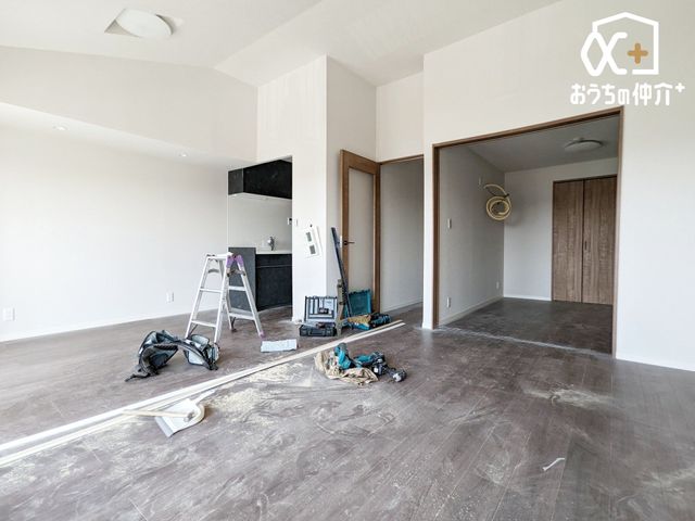 rO ƑRƏW܂18.1̖邢rO̗lqłB \t@[e[uuĂƂ̂LXƂrOłB