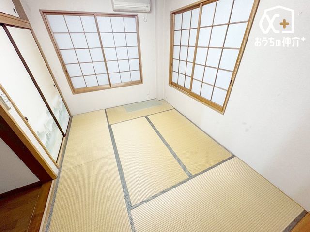 ̑ PKUa͉EVܕtIqԂƂĂg܂B