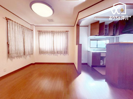 rO ƑRƏW܂郊rO̗lqłB \t@[e[uuĂƂ̂LXƂrOłB