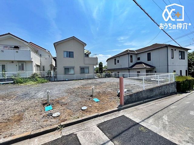 nOώʐ^ JRuvw܂œk11B炵x鐶{݂AwZkBSČ₩ɎqĂoՐÂȏZXłB