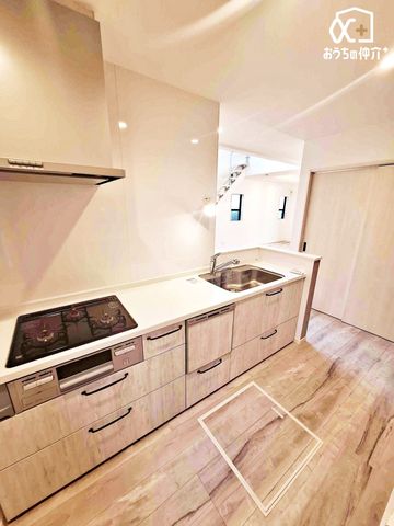 Lb` }ȗqłLb`̗lqɂ\Aꂵ|CgBCeAʂłAB₷XbLƂۂɂȂ܂B܂ArOւ̏LELɂ\łB