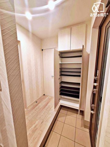  ւɂ́AV[Y{bNXƎ[Iꂼꂲ܂B֐ɁAoɕKvȃACe낦Ă̂ꂵłˁI