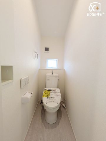 �g�C�� 2�K�g�C���̗l�q