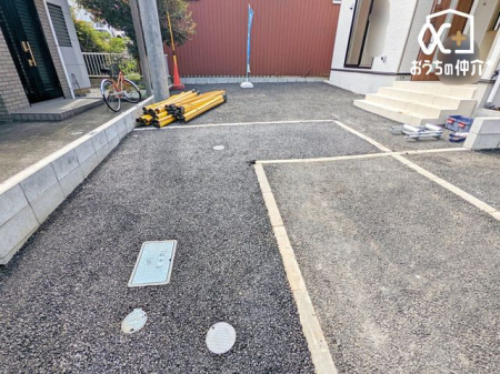  J[Xy[X̗lqłBOʓH͌ʗʂȂAԂ̏oSăX[Yɍs܂B