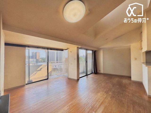 rO 傫ȑ̗̂̓ǂrOł{摜͉ƋCGŏ摜ł茻Ƃ͈قȂꍇ܂