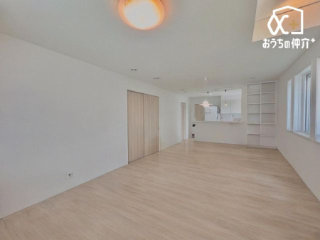 rO qǂ邽тɃqqcL18Ȃg֎~hȂgǂhƌ炵ɁB{摜͓җl̉ƋCGŏ摜łAƂ͈قȂ\܂B