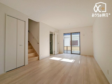 rO rO̗lqłBƑRƏW܂Ԃ̃rÓAR~jP[VLɂȂ郊rOCKi