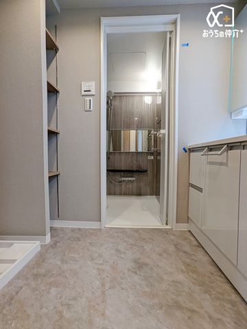 ʑEʏ ʃXy[Xɂ͉[IA^IhC[ȂǂXbLЕt܂I