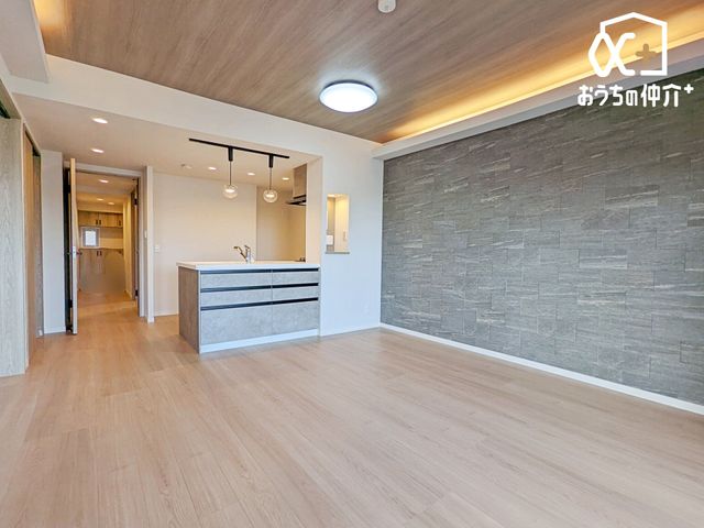 rO 14rO̗lqłBƑRƏW܂Ԃ̃rÓAoRj[gz˂ރrOłB