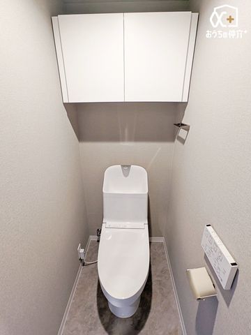 gC ֍tgCłBgꏊ炱A₨|ȒPȃVvȃfUC̗p܂BǖʂɒI܂̂ł[邱Ƃł܂B