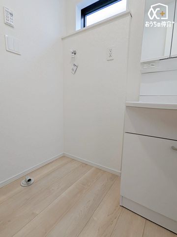 ���ʑ�E���ʏ� ����������ʕ����ǍD�ȃ����h���[�X�y�[�X�ł��B