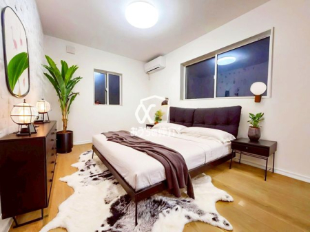 q ql̂ɂ҂4.5TCYIk̂ŃvCx[gԂƂĂ@\܂ICGɂ摜HsĂ܂B