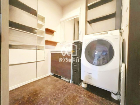 ʑEʏ ɍ킹[̑gݍ킹ŁAꂽXy[XőƂł܂I