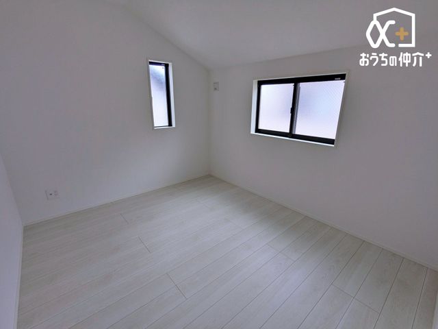 q qƂĂ\ȍL邨łBƑẌ炬̋ԂmۂłAvCx[gȃxbh[͕炷̊őグ̂łB