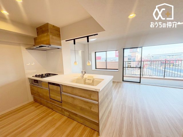 Lb` y֐̍Ǝz3RƃOtł̕L܂B@YɂȂ邨ȒPLb`pl_BLb`A_CjOʏւ̓ZAƎAbvI