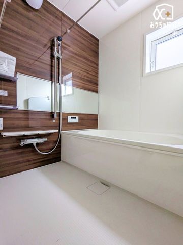  VvŁÂoX[łB1̔ƖAƂ肠鎞ԂƂĂgłˁIǂ@t̃oXȂ̂ŁẢxۂĂ܂B