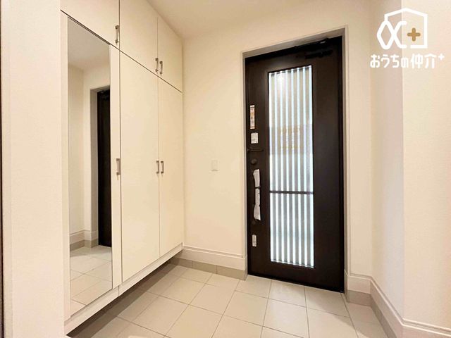 ���� �S�g���f���鋾�t�����[�ŁA���ւ�����������������o�B���[�͂ƃf�U�C���������˔������A�g������̗ǂ����ւł��B