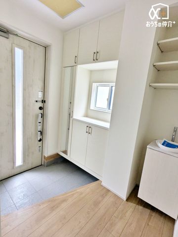  ֐ɂ͂ȑBDȃCeA⏬ŏt΁AfGȋԂɎdオ܂(^^)/