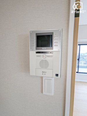 ̑ hƖʂłSTVj^[tC^[złB