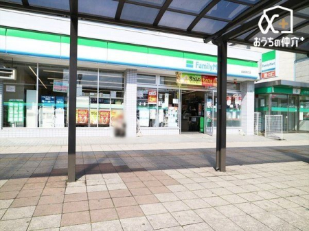 ���ӊ� �t�@�~���[�}�[�g�є\�w����X �k��25���B�w�O�R���r�j�G���X�X�g�A 1980m