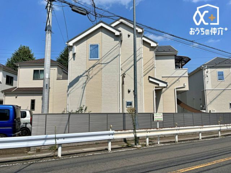 nOώʐ^ ՐÂȏZnŎqĉƑɃsb^B̂UKȗ΂Ɍb܂ꂽGAŁARɕ܂ꂽ₩ȕ炵邽߂́AƂ肠ZĂ܂B