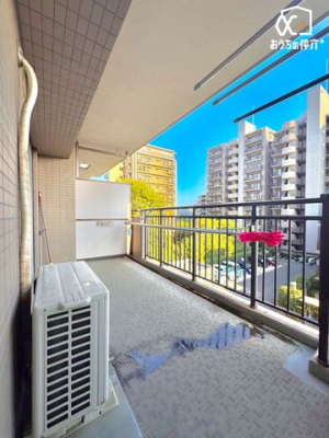 oRj[ 11.72m2̃ChoRj[BzǍDŐ󕨂KɊAlG̈ڂ낢ԂłB