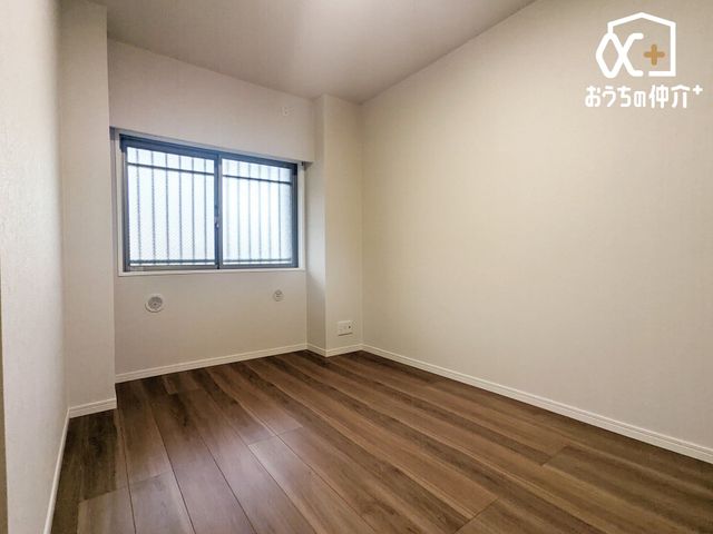 Q gȗz˂ރN[[bgt̐Q̗lqłB[͂LxȃN[[bgtĂQ́AX̕炵wLȂ̂֕ςĂ܂B