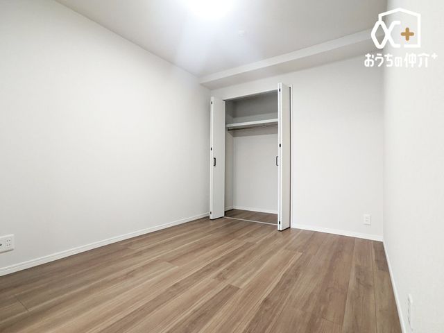 q qɃIXX4.9m̗lqB傫߂̃N[[bgtĂ邽߁Aql̕׋Eߗޓ֗Ɏ[\łB