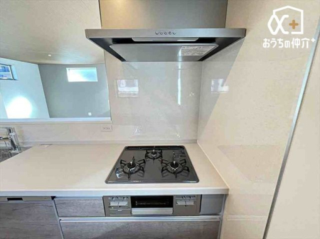 Lb` OR̗lqłBu߂Eύޓ̍ƂɏoRłB