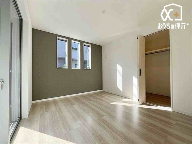 Q 6.5̐Q́AEH[NCN[[bgtB_炩Ȍɕ܂ꂽ̋ԁBxbh[ƋzułAÂɐSn悭߂܂B