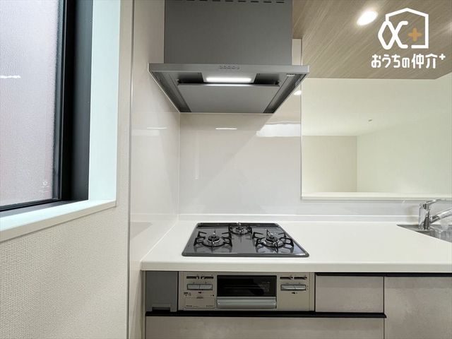 Lb` OR̗lqłBu߂Eύޓ̍ƂɏoRłB