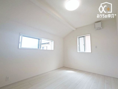 Q QƂĎgȂłBL߂̍Ǝ[BoRj[ɖʂAJՂȃvCx[gԂłB