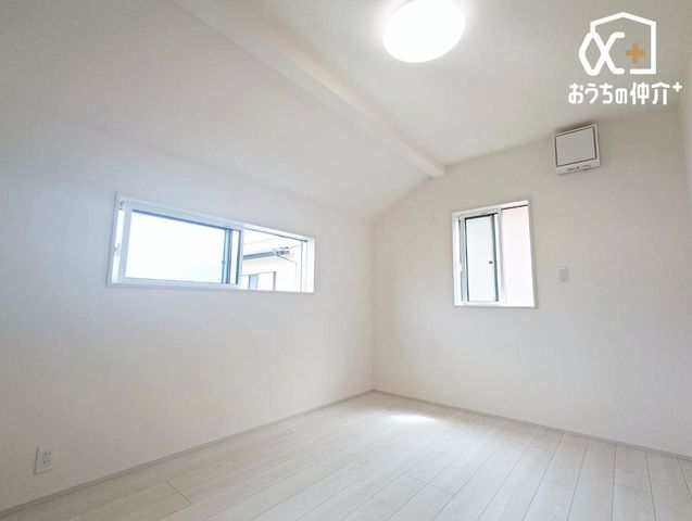 Q QƂĎgȂłBL߂̍Ǝ[BoRj[ɖʂAJՂȃvCx[gԂłB