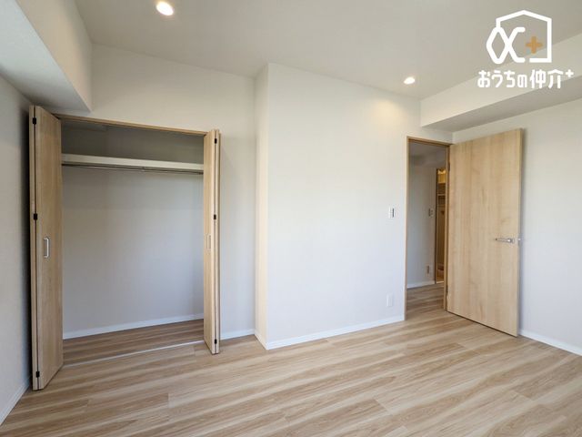 q qɃIXX7.6m̗lqB傫߂̃N[[bgtĂ邽߁Aql̕׋Eߗޓ֗Ɏ[\łB