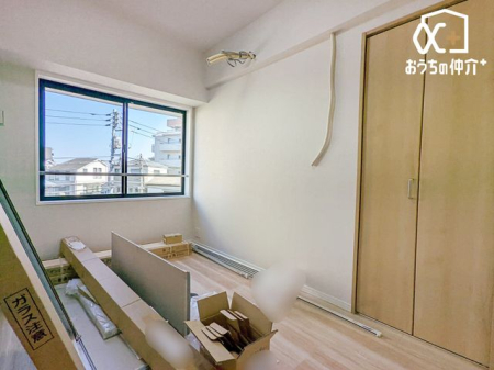 ̑ 4.5̗mɂ̓N[[bgBXbLЕt܂B