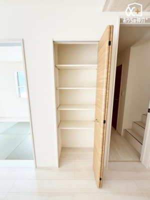 ���[ ���r���O�ɂ�������I�ł��B�Ƒ��̂��̂�����������[�ł��܂��ˁB