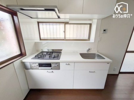 Lb` `Kitchen`gLb`炱AH̏yԂɁAZłX[YɖʂȂƂłAȒPɂłȂǁAyLb`Xy[XɎdグ܂B