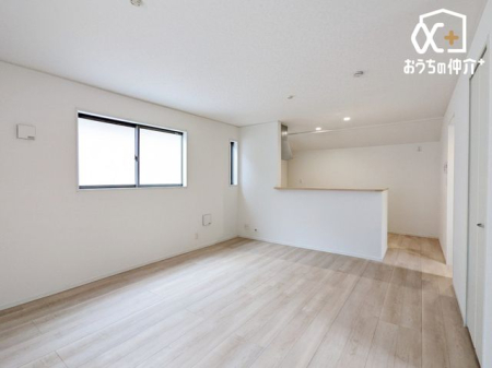 ���r���O 2�K���r���O�P�T���̗l�q�ł��B2�K��LDK�����邽�߁A����̎������C�ɂȂ�܂���B�v���C�x�[�g��Ԃ��ۂ����LDK�ł��I