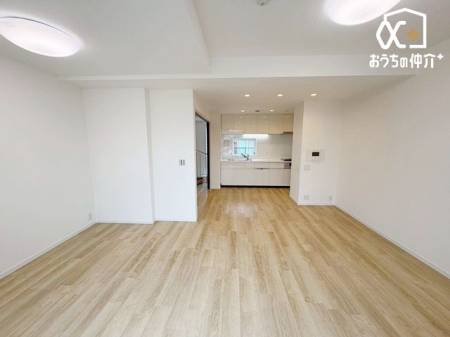 rO 傫ȑ炽Ղzޖ邢15.7rOBƑc⃊bNX^CɍœKȊJӂԂłB