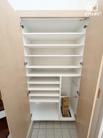 [ ւɂ͑^̃V[Y{bNXĂ܂IƑ̂̃V[Y⃍Ou[cȂǂ[ł܂B