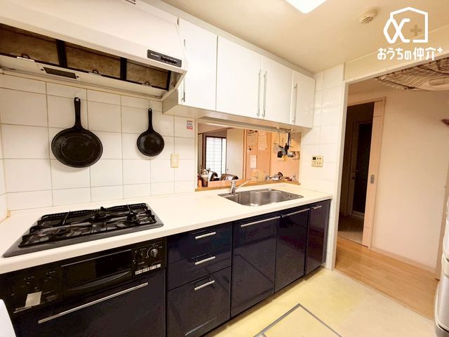 Lb` `Kitchen`gLb`炱AH̏yԂɁAZłX[YɖʂȂƂłAȒPɂłȂǁAyLb`Xy[XɎdグ܂B