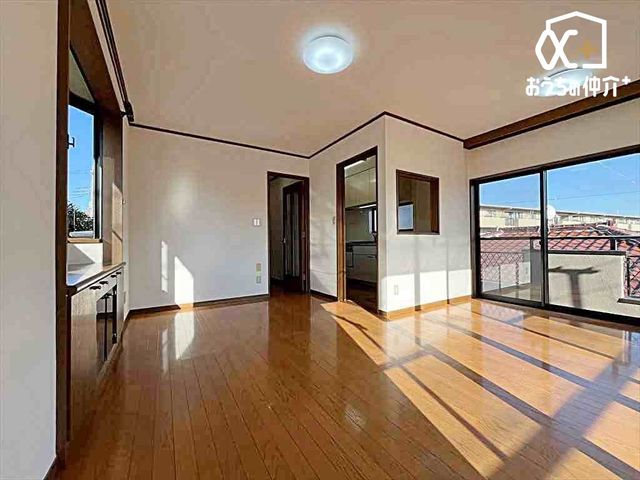 rO Ƒ݂Ȃu₩Ɍ₩ɉ߂悤ɁAD荞񂾃rO_CjOB㎿ȉɕ܂AKŉ₩ȃvCx[gԂłB