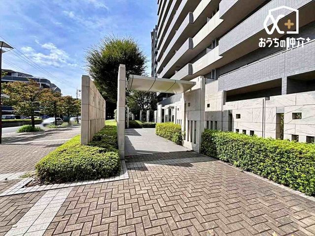 GgX ̂AGgXBxnɑ^΂Ă݂܂񂩁HЃX^btē܂̂łCyɂ₢킹܂B