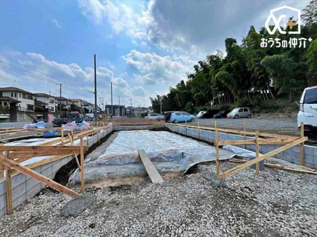 nOώʐ^ ՐÂȏZnŎqĉƑɃsb^B̂UKȗ΂Ɍb܂ꂽGAŁARɕ܂ꂽ₩ȕ炵邽߂́AƂ肠ZĂ܂B