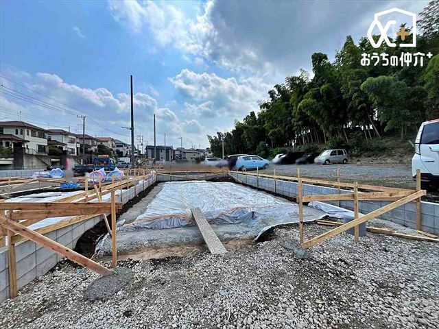 nOώʐ^ ՐÂȏZnŎqĉƑɃsb^B̂UKȗ΂Ɍb܂ꂽGAŁARɕ܂ꂽ₩ȕ炵邽߂́AƂ肠ZĂ܂B