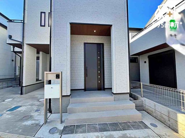 ���� �O����݂����ւ̗l�q�B