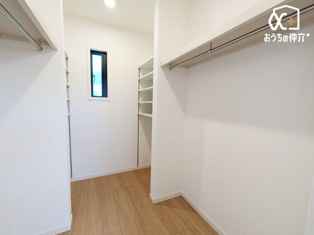 [ 傫ȃEH[NCN[[bgtłBm[\łB