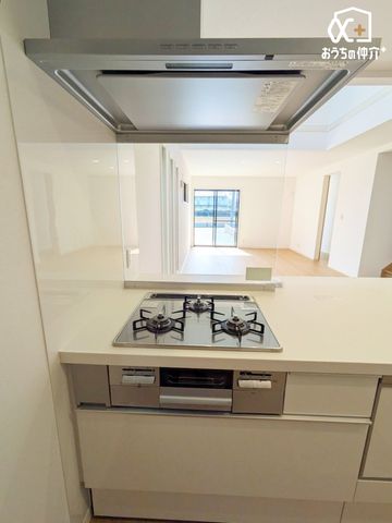 Lb` ŎςEĂEȂǂ\BΗ͂͋΂΂܂ŏꏊƂɎRɐݒłACɒZԂŒ鎖ł܂B܂ԊuLA傫ȒuƂł܂B