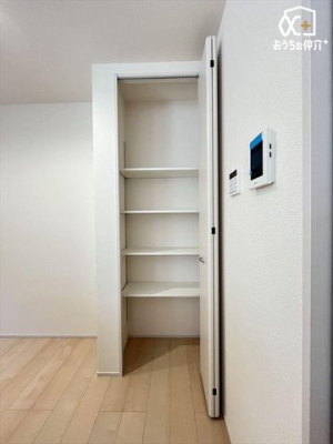 ���[ �L�b�`���ɂ���֗��Ȏ��[