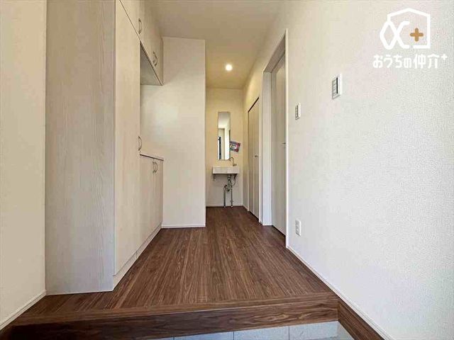 ���� �Ƒ����}���錺�ւ̗l�q�B